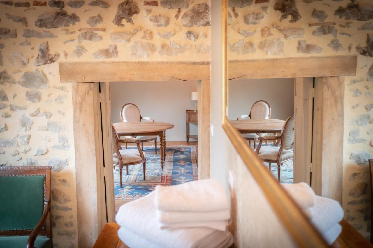Les Chambres De Charnay - Calme Charme Et Confort Piscine A 5 Mn Du Peage Vierzon Eksteriør billede