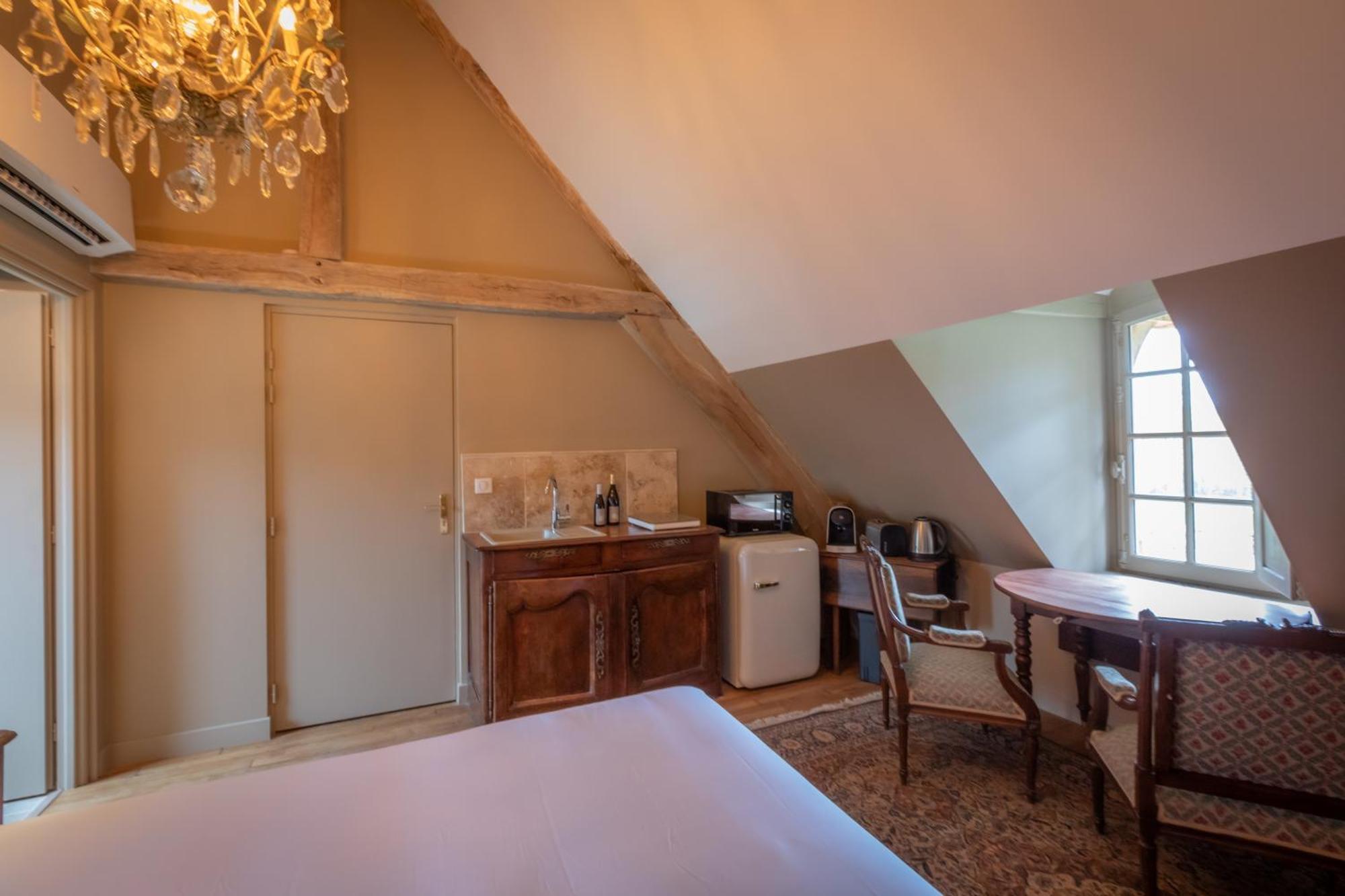 Les Chambres De Charnay - Calme Charme Et Confort Piscine A 5 Mn Du Peage Vierzon Eksteriør billede